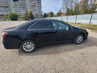 2015 Toyota Camry VII (XV50) Рестайлинг, чёрный, 1900000 рублей, вид 4