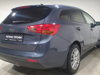 2017 Kia Ceed II Рестайлинг, белый, 1630000 рублей, вид 5