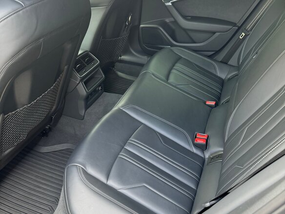 2021 Audi A6 45 TFSI V (C8), чёрный, 4100000 рублей - вид 6