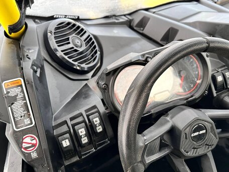 2017 BRP Can-Am Maverick X3, жёлтый, 2650000 рублей, вид 4
