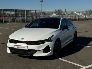 2020 Kia K5 III, белый, 3100000 рублей, вид 1