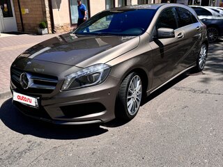 2013 Mercedes-Benz A-Класс 180 III (W176), серый, 1750000 рублей, вид 1
