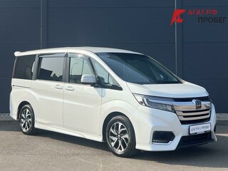 2019 Honda Stepwgn Spada V Рестайлинг, белый, 1980000 рублей, вид 3