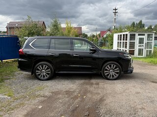 2017 Lexus LX 450d III Рестайлинг 2, чёрный, 7150000 рублей, вид 4