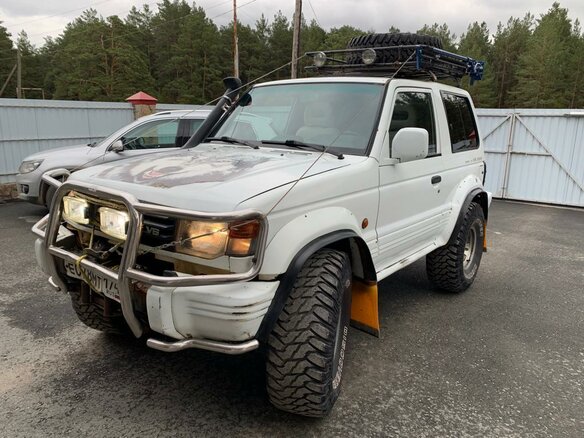 1994 Mitsubishi Pajero II, белый