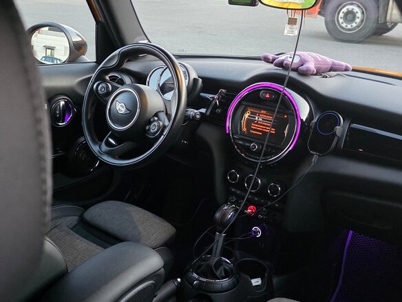 2016 Mini Hatch Cooper S III (F55/F56), оранжевый - вид 9