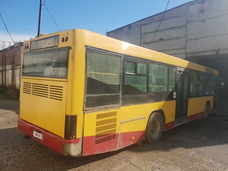 2005 Yutong ZK6118, жёлтый, 420000 рублей, вид 3