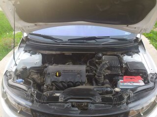 2012 Kia Cerato 6-speed II, белый, 890000 рублей, вид 3
