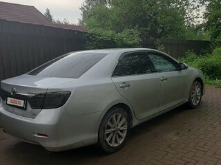 2013 Toyota Camry VII (XV50), серебристый, 980000 рублей, вид 4