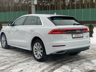 2019 Audi Q8 55 TFSI I (4M), белый, 6900000 рублей, вид 5