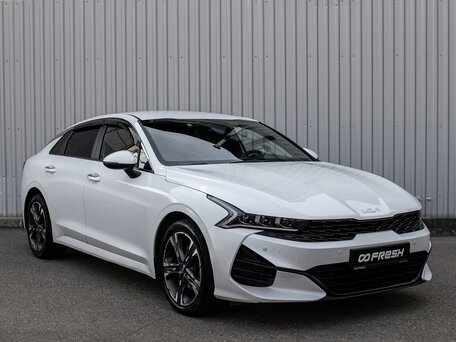 Kia K5 III