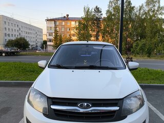 2014 Lada (ВАЗ) Granta I, белый, 350000 рублей, вид 2
