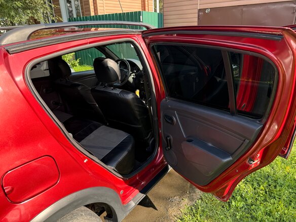 2012 Renault Sandero Stepway I, красный - вид 13