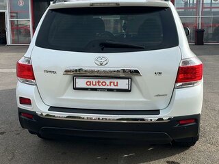 2012 Toyota Highlander II (XU40) Рестайлинг, белый, 2200000 рублей, вид 4