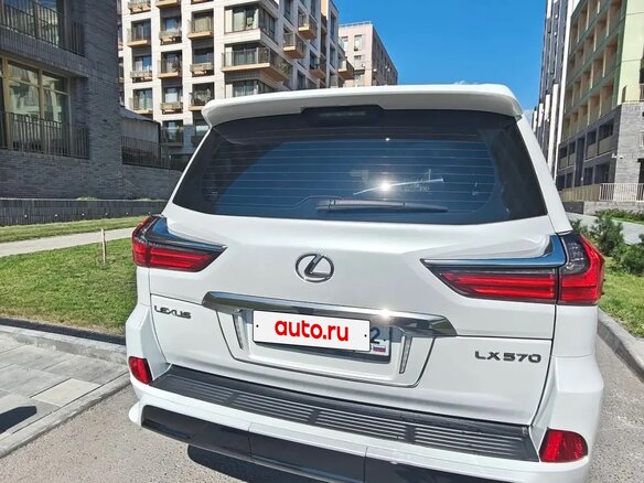 2021 Lexus LX 570 III Рестайлинг 2, белый, 12990000 рублей - вид 6
