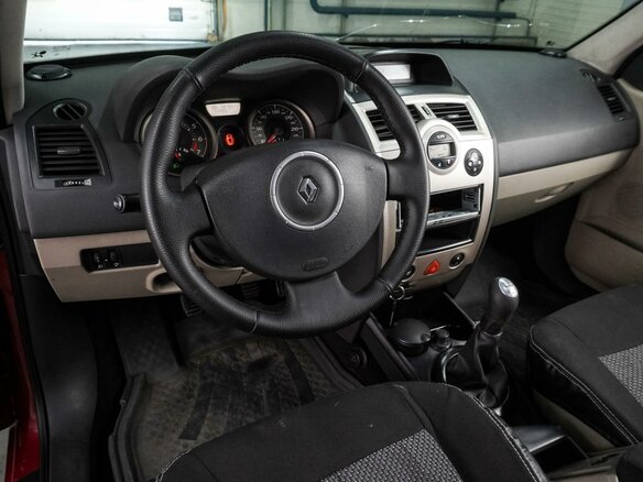 2006 Renault Megane II, красный, 464000 рублей - вид 5
