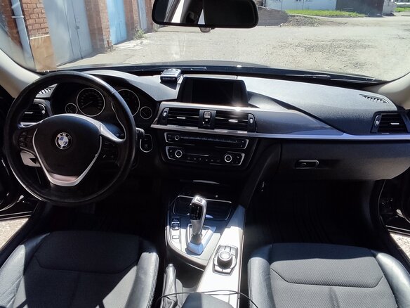 2013 BMW 3 серии 320i xDrive VI (F3x), чёрный - вид 6