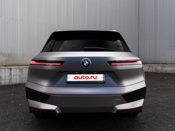 2022 BMW iX xDrive40 I (I20), серый, 7900000 рублей - вид 7