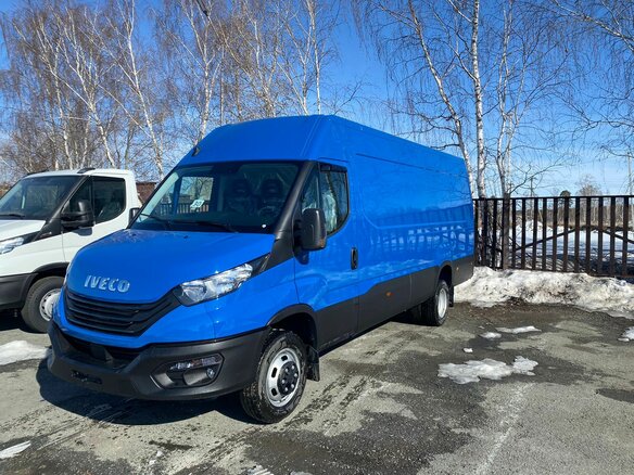 2024 Iveco Daily, синий, 8500000 рублей - вид 2