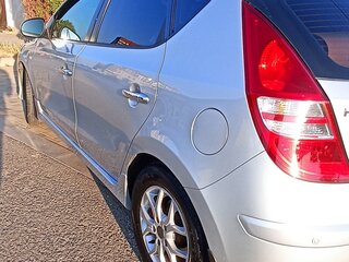 2011 Hyundai i30 I Рестайлинг, серебристый, 1100000 рублей, вид 5