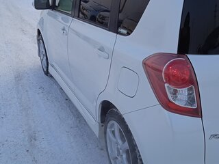 2008 Toyota Ractis I, белый, 720000 рублей, вид 4