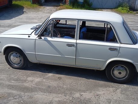 1979 Lada (ВАЗ) 2101, белый, 180000 рублей, вид 2