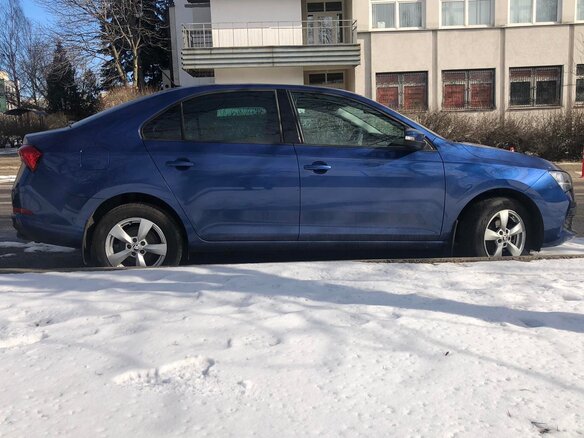 2021 Skoda Rapid II, синий, 1550000 рублей - вид 2
