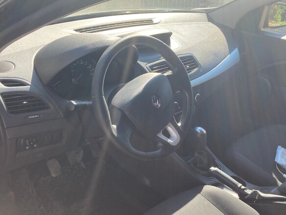 2012 Renault Fluence I, чёрный - вид 4