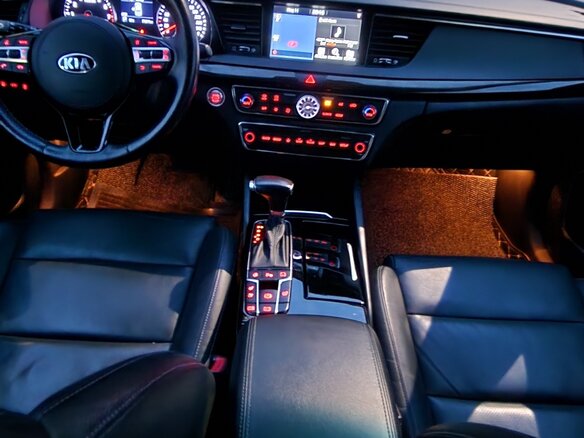 2018 Kia K7 YG (II), белый, 2620000 рублей - вид 12