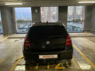 2008 BMW 1 серии 116i I (E81/E82/E87/E88) Рестайлинг, чёрный, 750000 рублей, вид 3