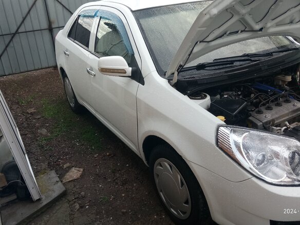 2013 Geely MK I, белый, 345000 рублей - вид 4