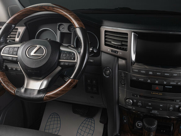 2008 Lexus LX 570 III, серебристый, 3600000 рублей - вид 10
