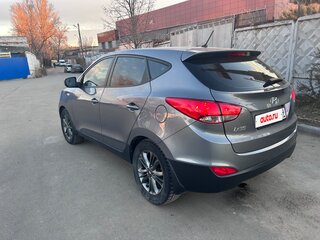 2013 Hyundai ix35 I Рестайлинг, серый, 1450000 рублей, вид 4