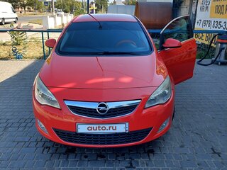 2012 Opel Astra J Рестайлинг, красный, 900000 рублей, вид 2
