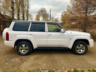2008 Nissan Patrol V (Y61) Рестайлинг, белый, 2900000 рублей, вид 5