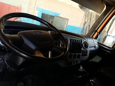 2013 Ford Cargo, оранжевый, 1790000 рублей, вид 1