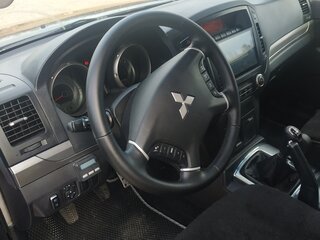 2006 Mitsubishi Pajero IV, чёрный, 1400000 рублей, вид 5