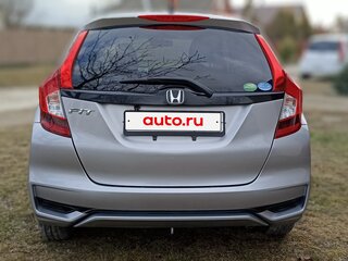 2018 Honda Fit III Рестайлинг, серый, 1250000 рублей, вид 4