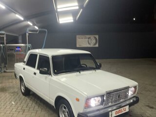 2002 Lada (ВАЗ) 2107, белый, 210000 рублей, вид 2
