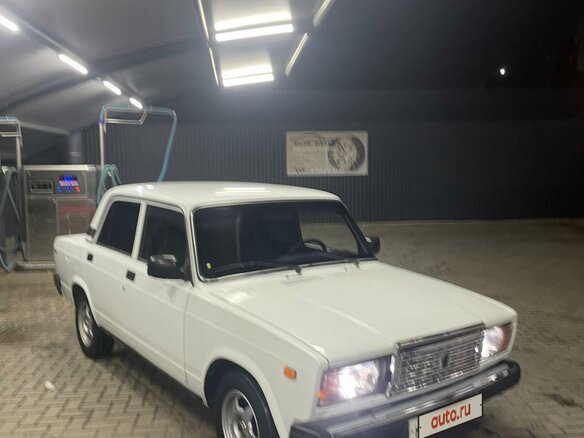 2002 Lada (ВАЗ) 2107, белый, 210000 рублей - вид 1