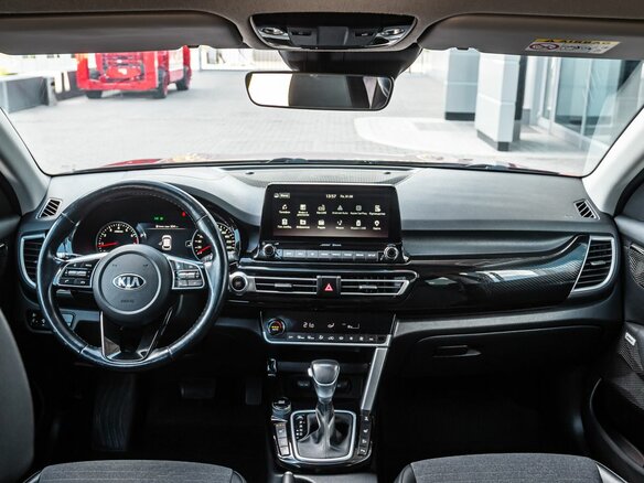 2020 Kia Seltos I, красный, 1770000 рублей - вид 15