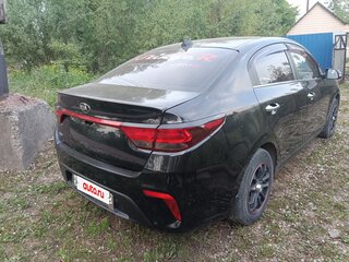 2017 Kia Rio IV, чёрный, 1200000 рублей, вид 4