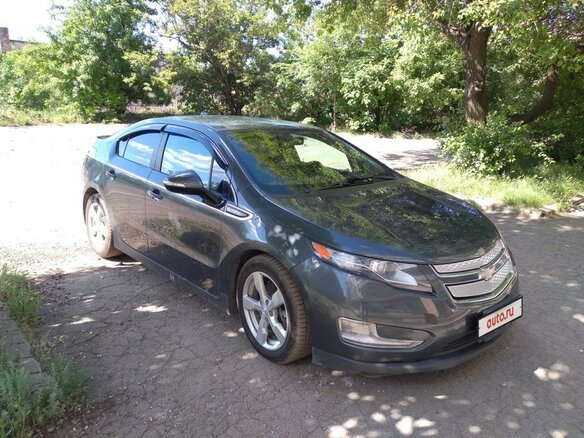 2013 Chevrolet Volt I, серый, 1100000 рублей - вид 3