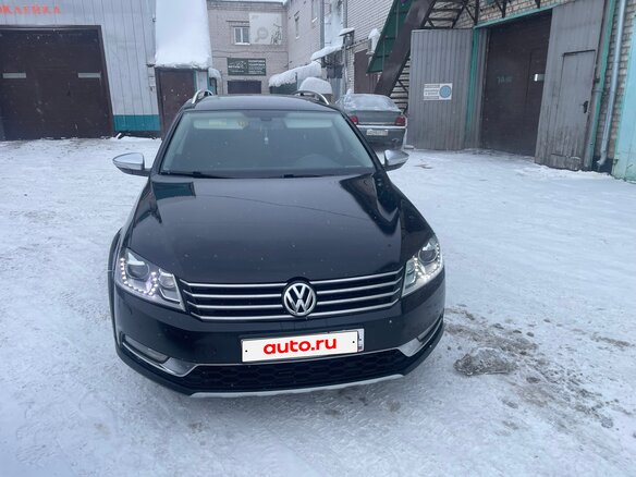 2013 Volkswagen Passat Alltrack B7, чёрный, 1600000 рублей - вид 3
