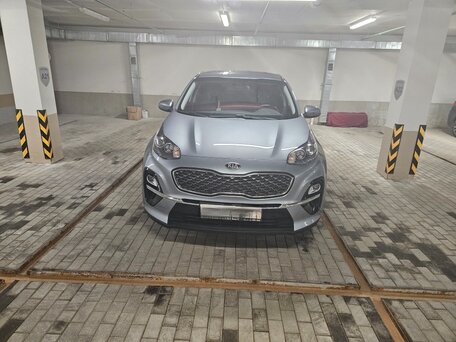 2019 Kia Sportage IV Рестайлинг, серый, 2300000 рублей, вид 2