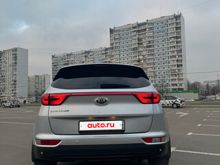 2018 Kia Sportage IV, серебристый, 1700000 рублей, вид 3