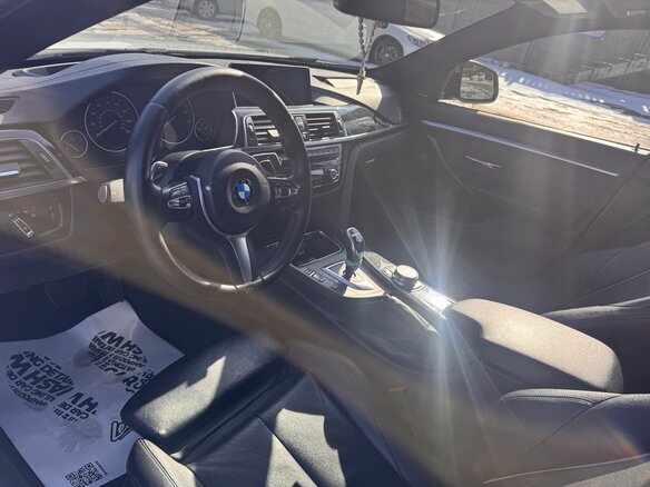 2018 BMW 4 серии Gran Coupe 440i F32/F33/F36 Рестайлинг, белый, 3800000 рублей - вид 9