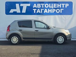 2011 Renault Sandero I, серый, 599000 рублей, вид 4