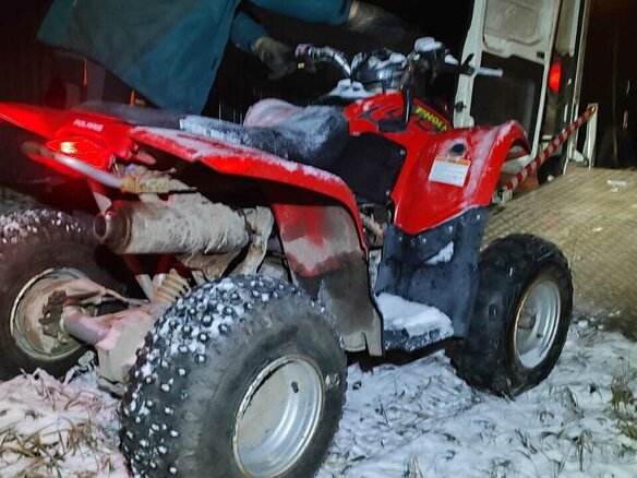 2005 Polaris Phoenix 200, красный, 250000 рублей - вид 3