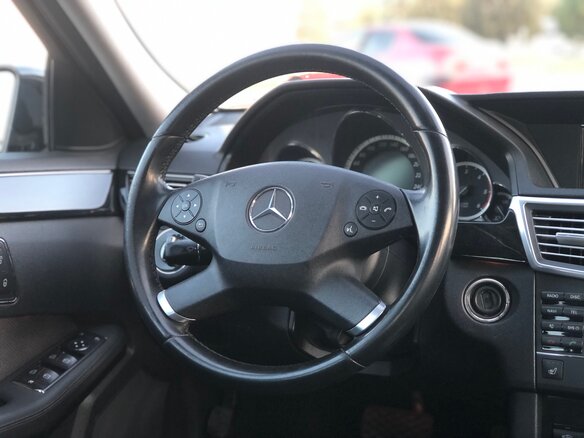 2009 Mercedes-Benz E-Класс 250 5G-Tronic IV (W212, S212, C207), чёрный - вид 12
